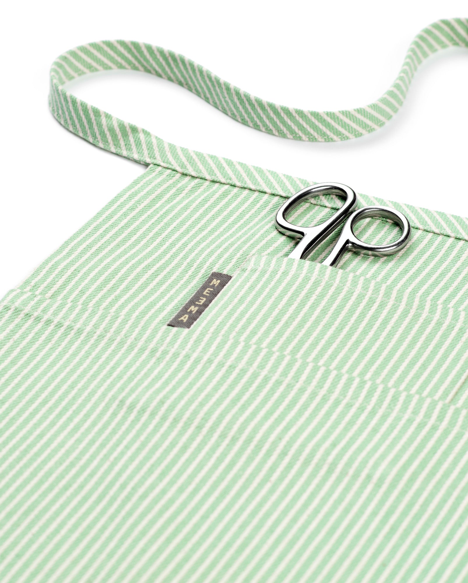 Bistro Apron with Pockets