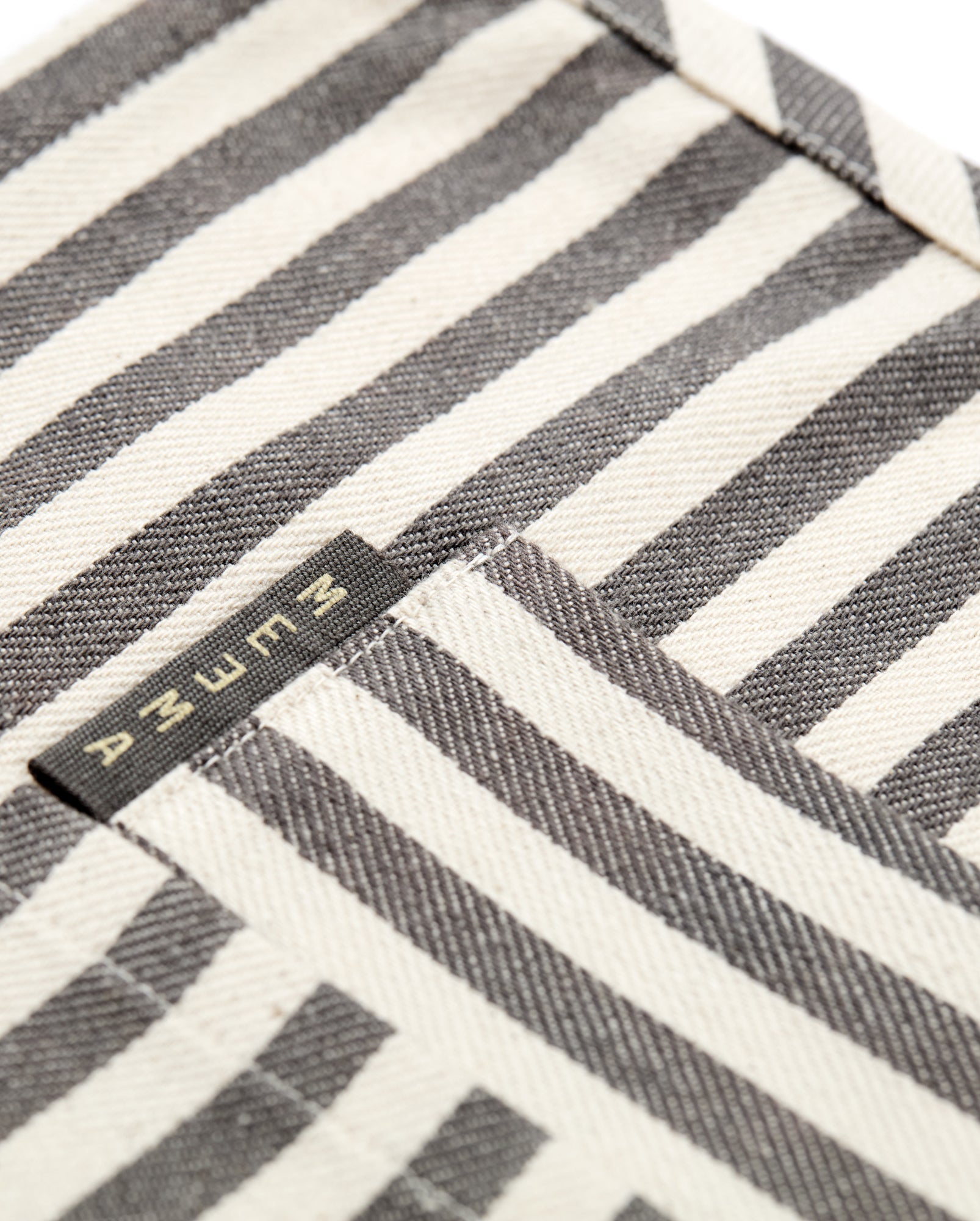 Bistro Apron with Pockets